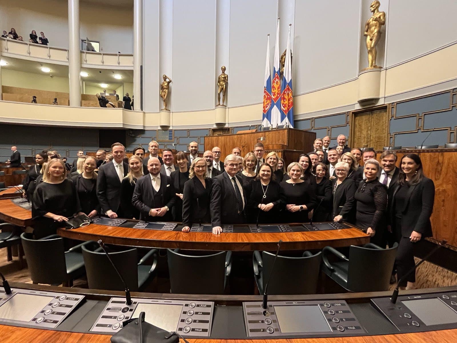 Valtiopäivät avattu